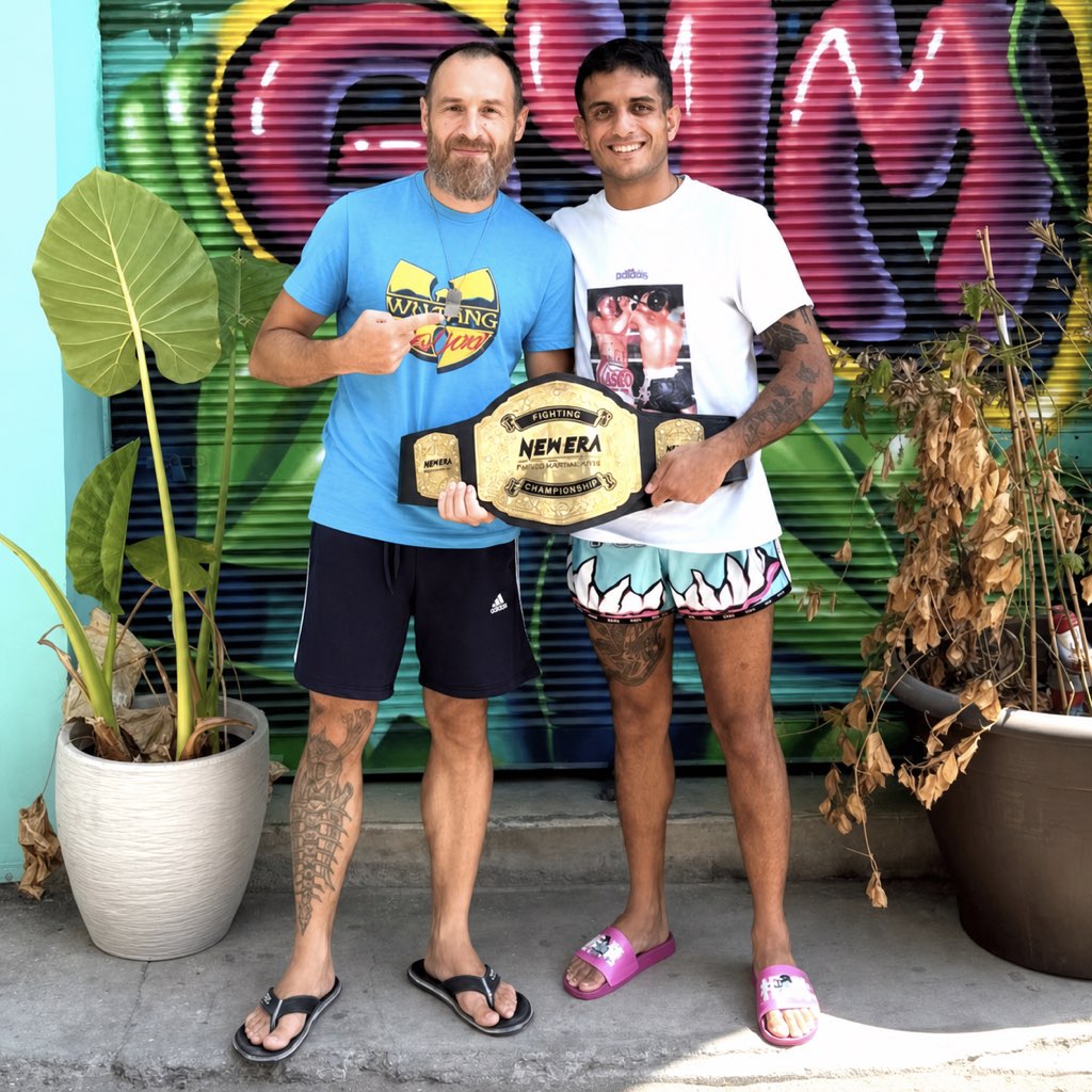 Visualizzazione nel mental training: Massimiliano Spini con Josh Martin dopo la conquista del titolo Visualizzazione nel mental training: Massimiliano Spini con Josh Martin dopo la conquista del titolo